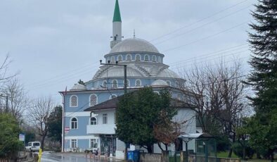 Cami cami dolaşıp selasını okuttu